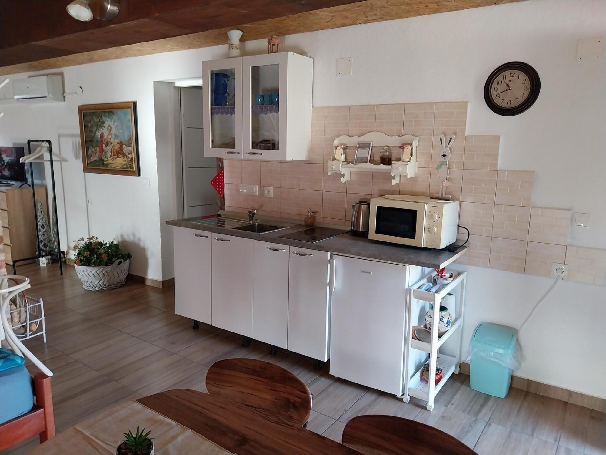 Apartment Ada Bed & Breakfast Gračac Extérieur photo