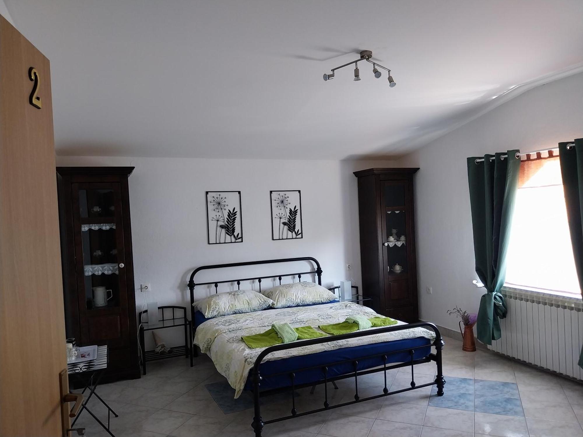Apartment Ada Bed & Breakfast Gračac Chambre photo